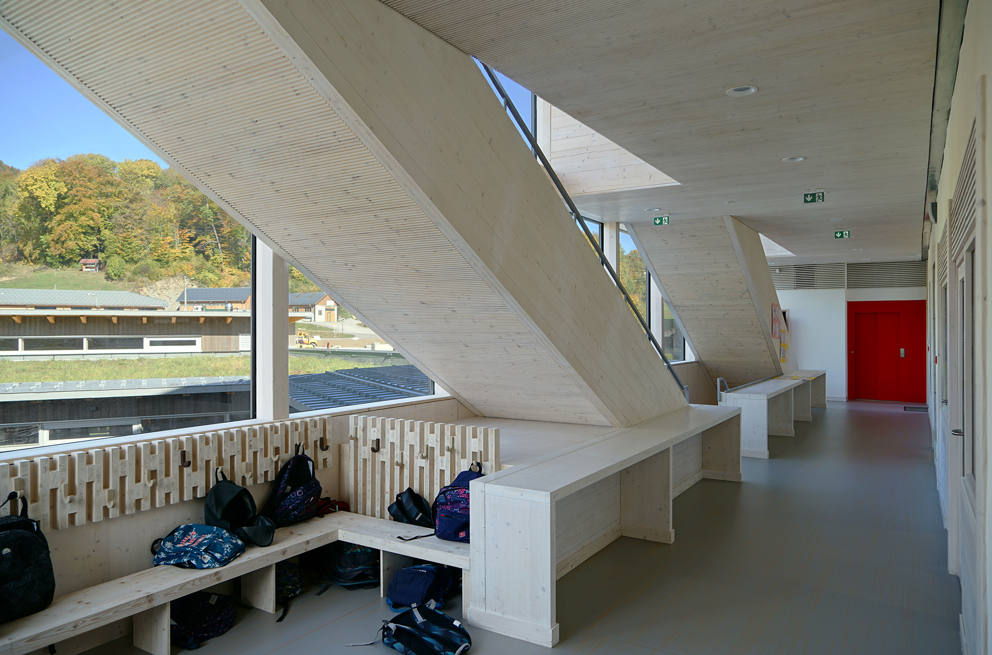 Ecole de BOGEVE | Architectes: GUYOT Nelly - VAUDAUX-RUTH Bernard - POULET Olivier |